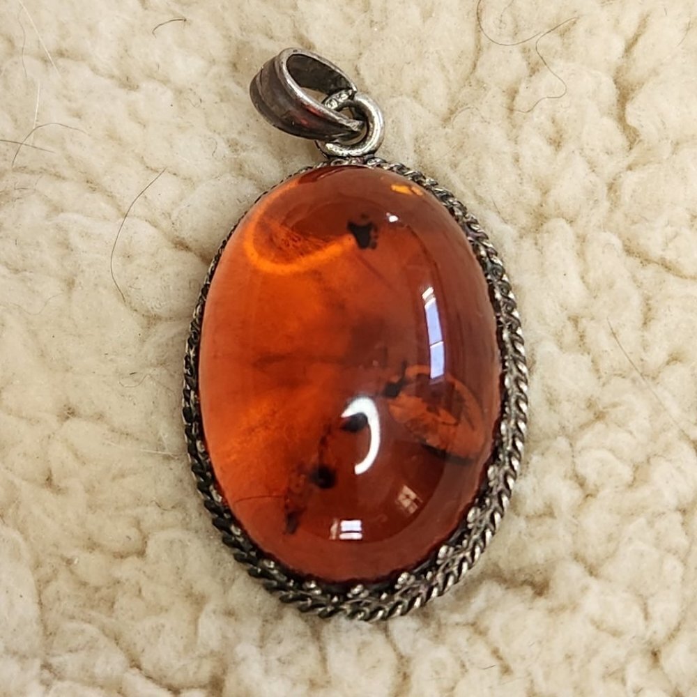 Vintage Sterling Silver Baltic Amber Pendant